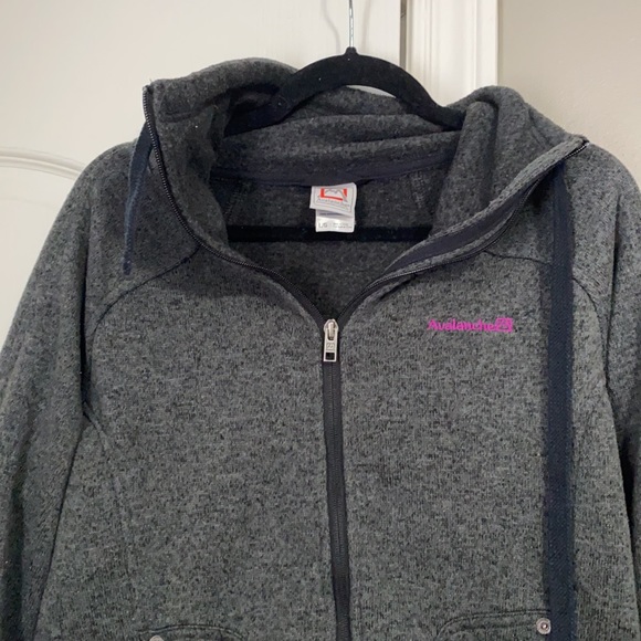 Avalanche sweater - Picture 2 of 3